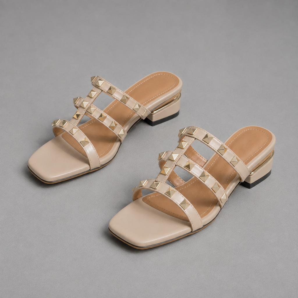 Studded Tacón Bajo